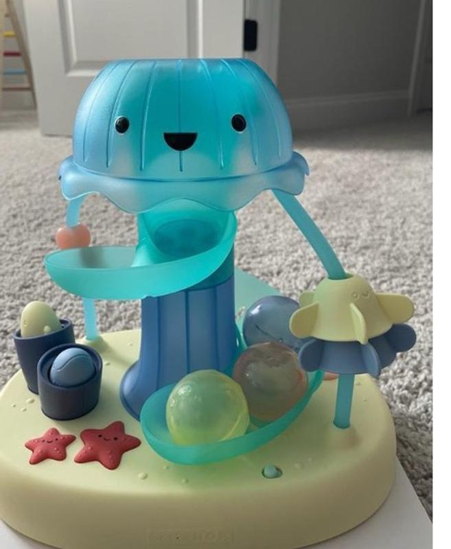 Review Thumbnail Image 1 372176189