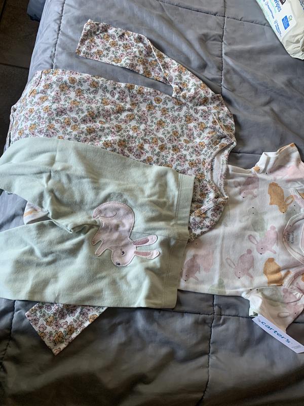 Bunnies and flowers