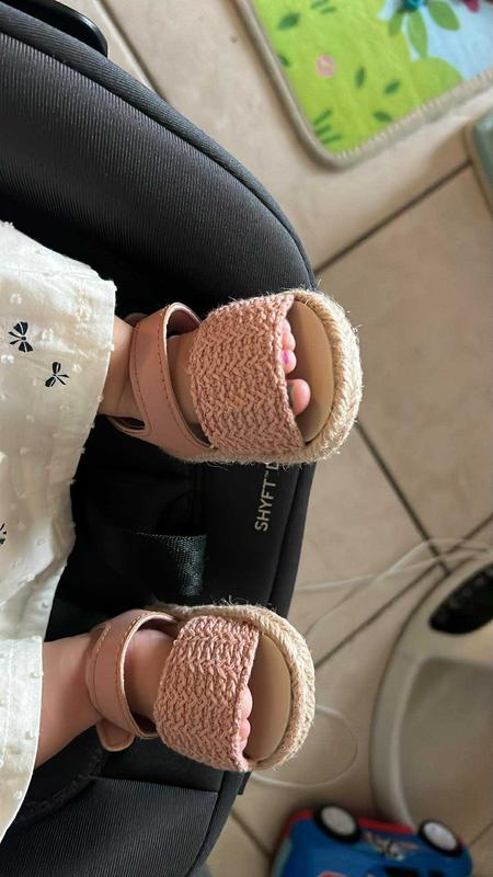 For my 3 month old baby girl I bought size 0 and they fit her well.
