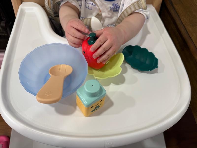 Customer carousel item 6.