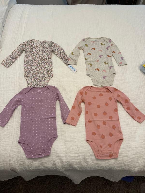 I love the designs, the size corresponds to the age and is very comfortable.