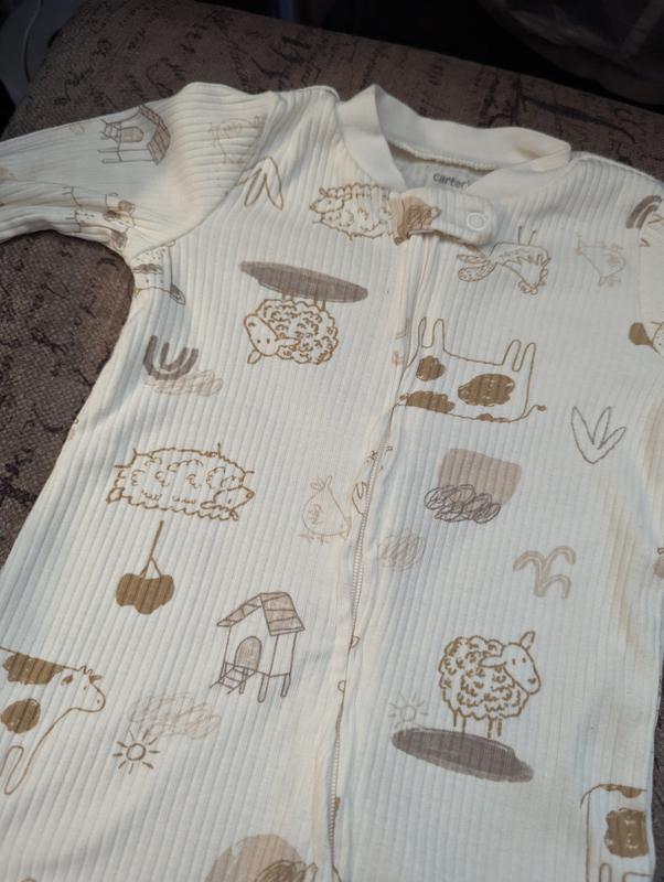 Still on great condition after one wash! No delicate drying or anything. I feel this will hold up well!