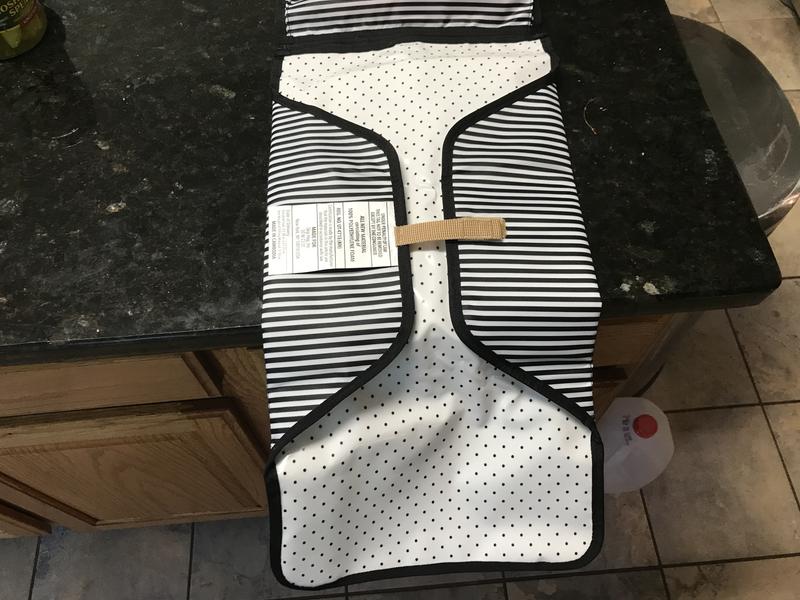 Folds up easy no hassle