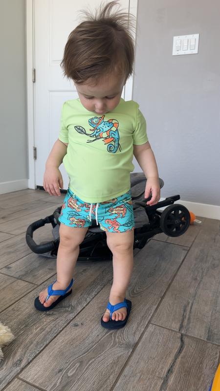 My flip flops make a lot of noise.