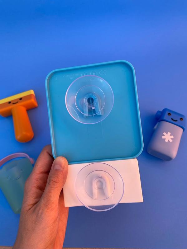 Customer carousel item 12.