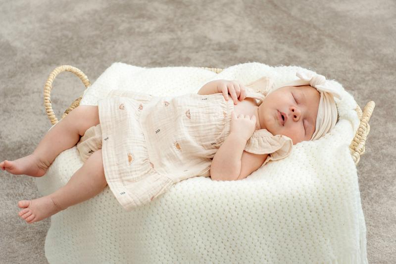 Perfect newborn photo dress!