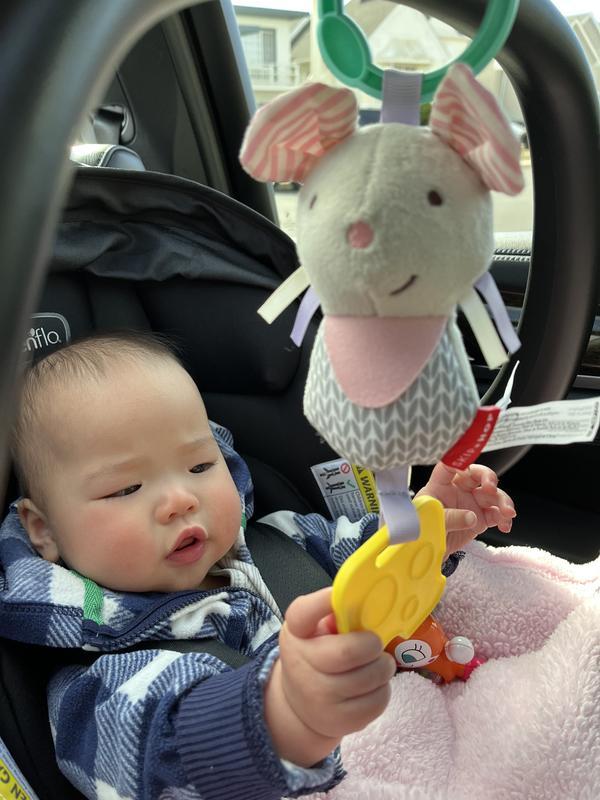 Baby with mouse chime