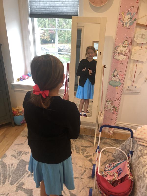 Checking myself out in the mirror!