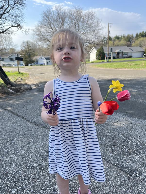 Perfect dress to pick flowers in!