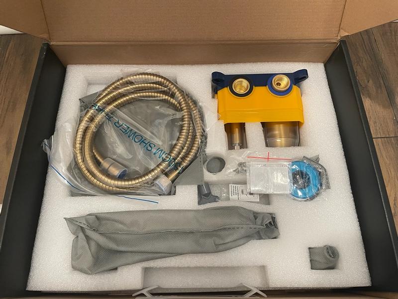 Customer carousel item 7.