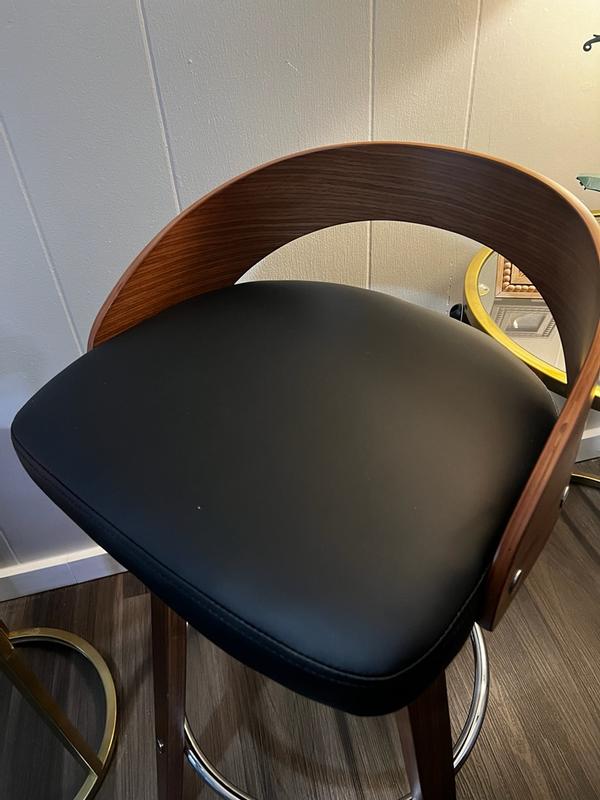 Customer carousel item 3.