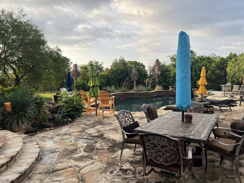 Love the umbrella cover too!