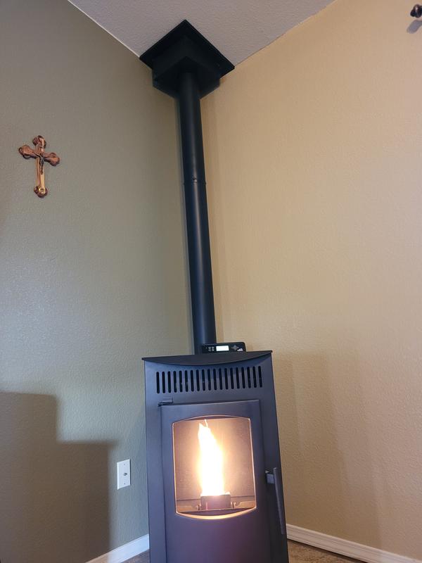 Castle 1500-sq ft Pellet Stove with 40-lb Hopper (EPA Approved) in the Pellet  Stoves department at Lowes.com