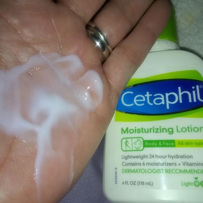 Moisturizing Lotion for Dry to Normal Skin