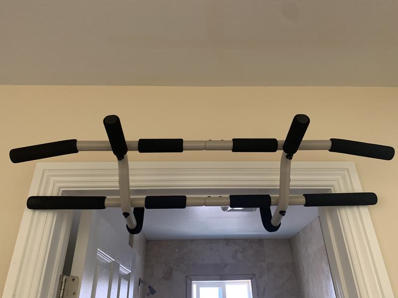 Pull up bar for wide door hot sale