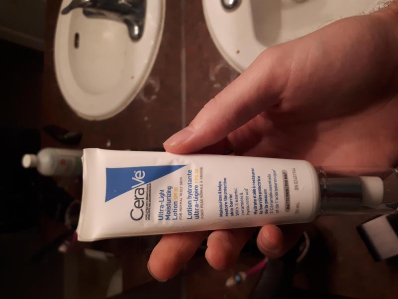 cerave ultra lightweight