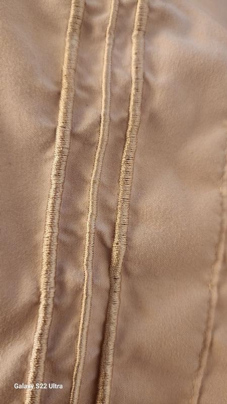 Customer carousel item 7.