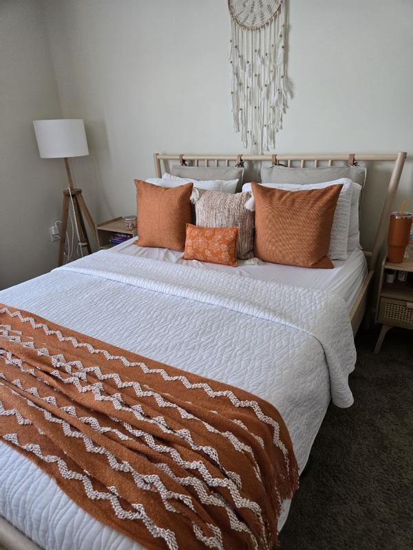 Customer carousel item 12.