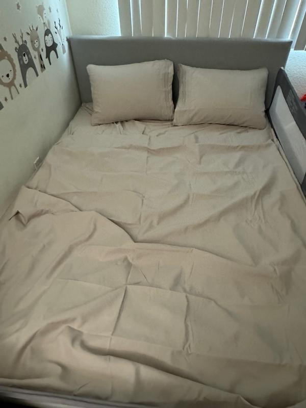 Customer carousel item 12.