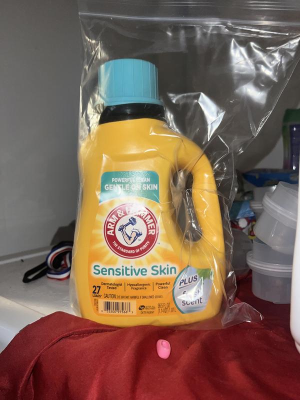 ARM & HAMMER Sensitive Skin Plus Hypoallergenic Fresh Scent Liquid