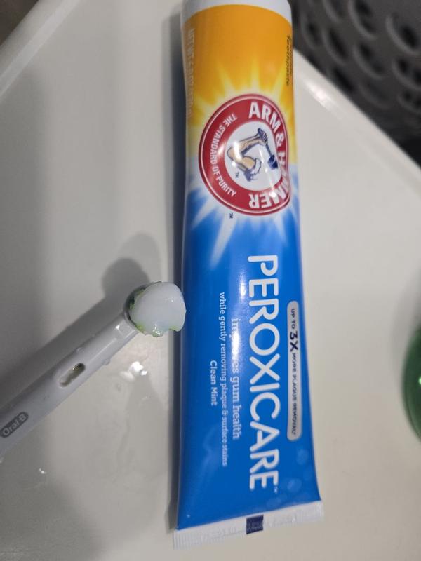 ARM & HAMMER Peroxicare Toothpaste Twin Pack Clean Mint Anticavity Fluoride, 2 Ct / 6 Oz