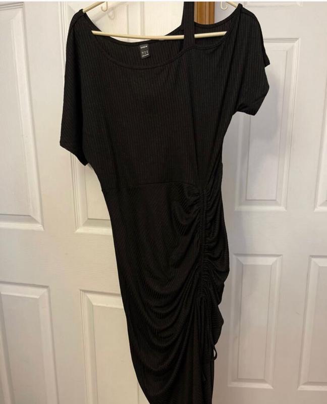 My dress after using the detergent. Fresh and clean.