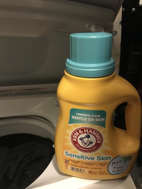 ARM & HAMMER 105 fl. oz. Sensitive Skin Plus Fresh Scent Liquid Laundry  Detergent, 105 Loads 00281 - The Home Depot