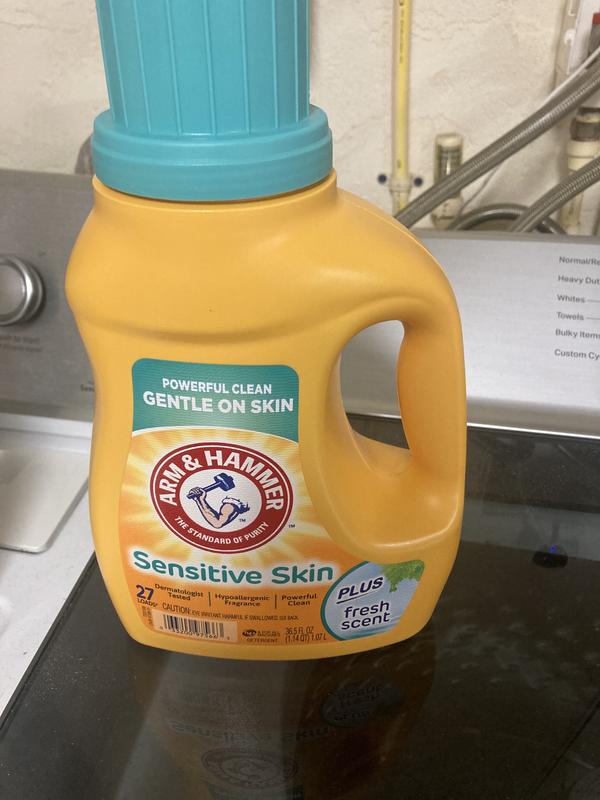 ARM & HAMMER 105 fl. oz. Sensitive Skin Plus Fresh Scent Liquid Laundry  Detergent, 105 Loads 00281 - The Home Depot