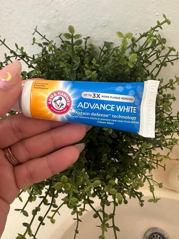 Advance White™ Extreme Whitening Toothpaste | ARM & HAMMER™
