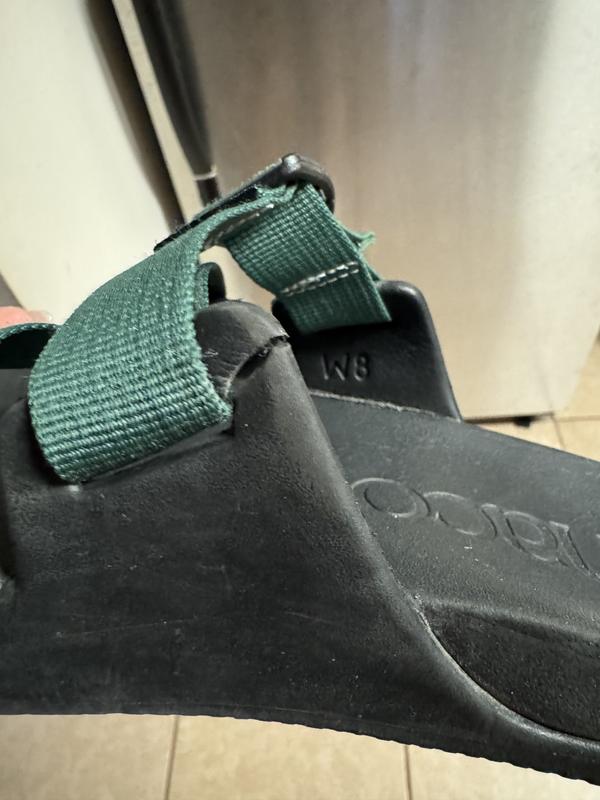 Customer photo for "Comfy but needs improvement"