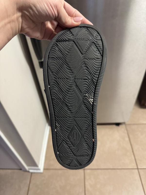 Customer photo for "Comfy but needs improvement"