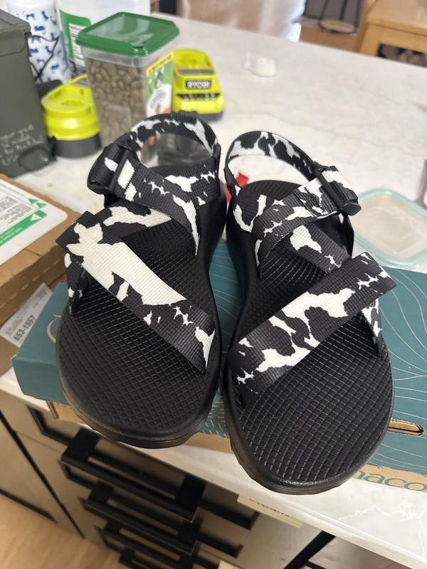 Customer photo for "Super cute cow print! Excellent shoes!"