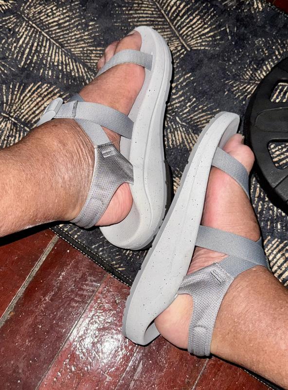 Customer photo for "Vapor Sandals 🪶"