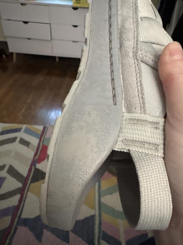 Review Thumbnail Image 0 377548843