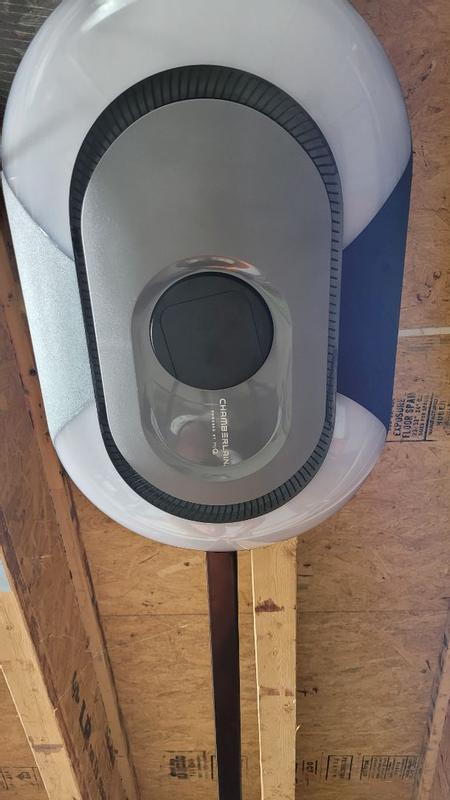 B6830 | 1-1/4 HP Belt Drive Opener with Battery Backup, Built-In
