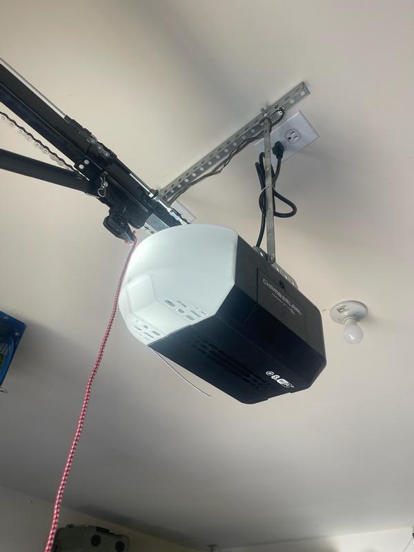 チャンメリー C3000 | 1/2 HP Chain Drive Opener with Battery Backup and myQ