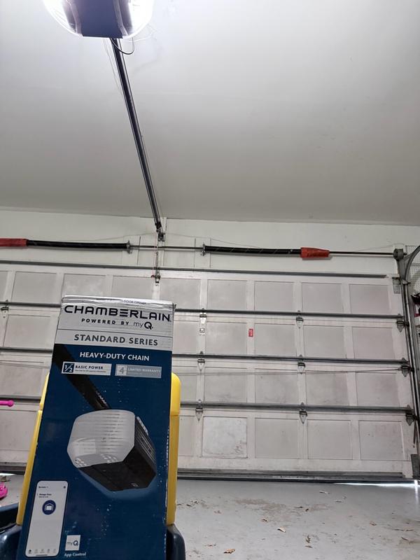 D1000 | ½ HP Chain Drive Opener with myQ Connectivity | Chamberlain