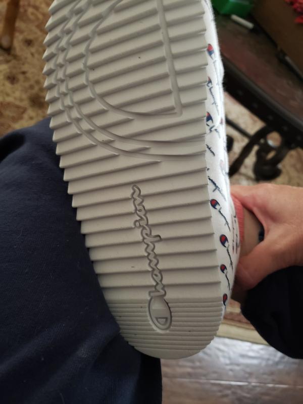 Love the bottom of these slippers