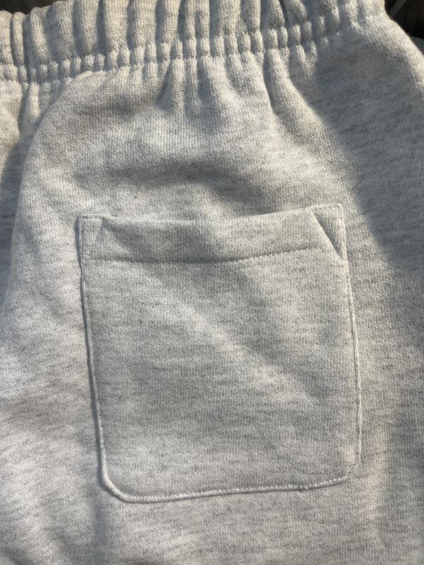 No reinforced back pocket