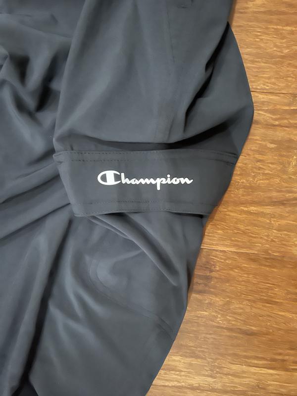 Loving the side pockets.