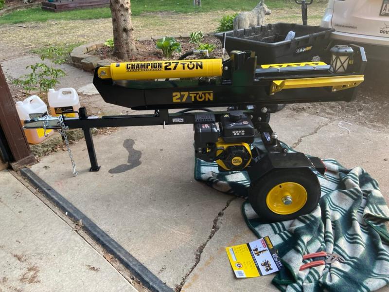 27-Ton Log Splitter - 100424 - Champion Power Equipment