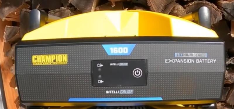 Expansion pack close up