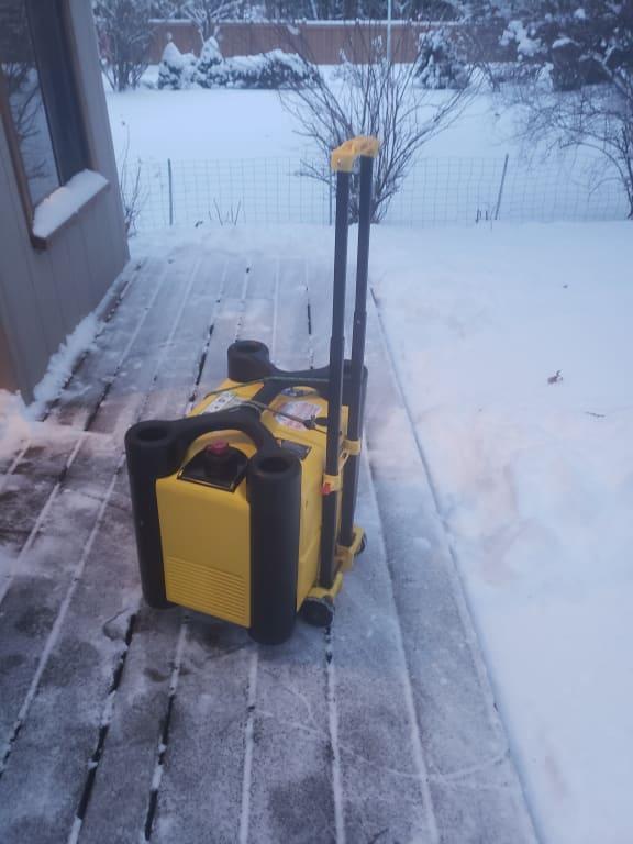 Portable Dolly (Make sure its OUTSIDE)