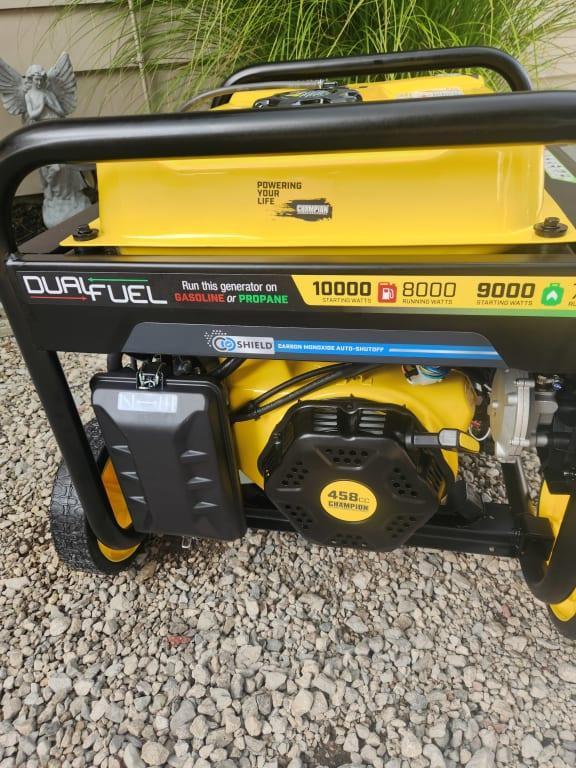 8000W Electric Start Dual Fuel Generator with CO Shield® - 201284