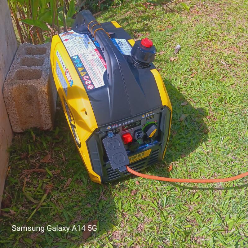 2400W Dual Fuel Inverter - 201271 - Champion Power Equipment