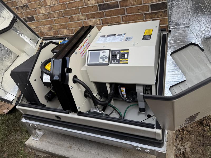 狐火　0324 201222- 22 kW Whole House Home Standby Generator and 200A