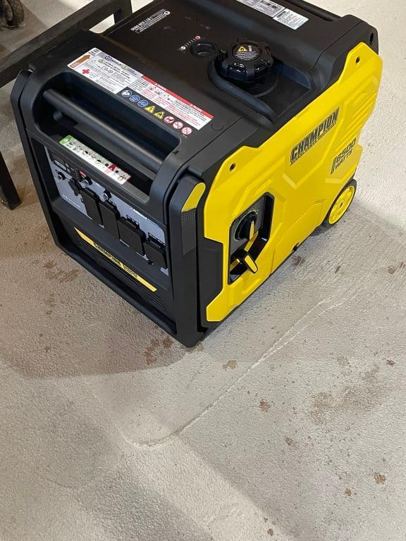 チャコールmoc様 6500W Inverter with CO Shield® - 201238 - Champion Power