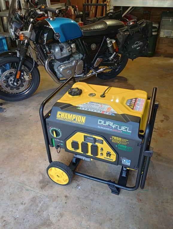 6250W Dual Fuel Generator with CO Shield® - 100592V