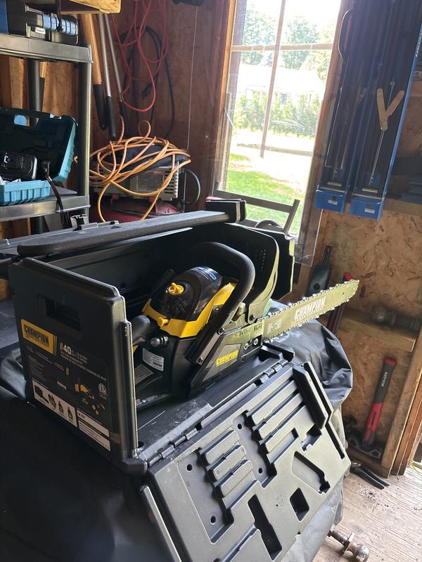 18-inch 40cc Chainsaw Kit - 100647 - Champion Power Equipment