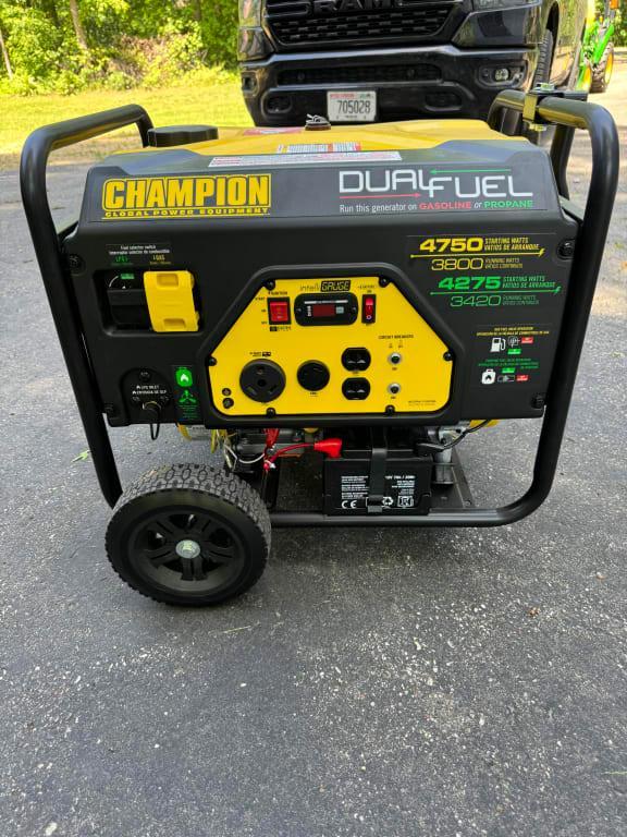 Champion DUALFUEL 発電機 8750W 【説明文お読み下さい】 Champion DUALFUEL 8750W 発電機 Champion DUALFUEL 8750W 発電